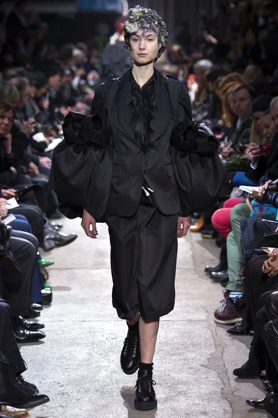 Look 5